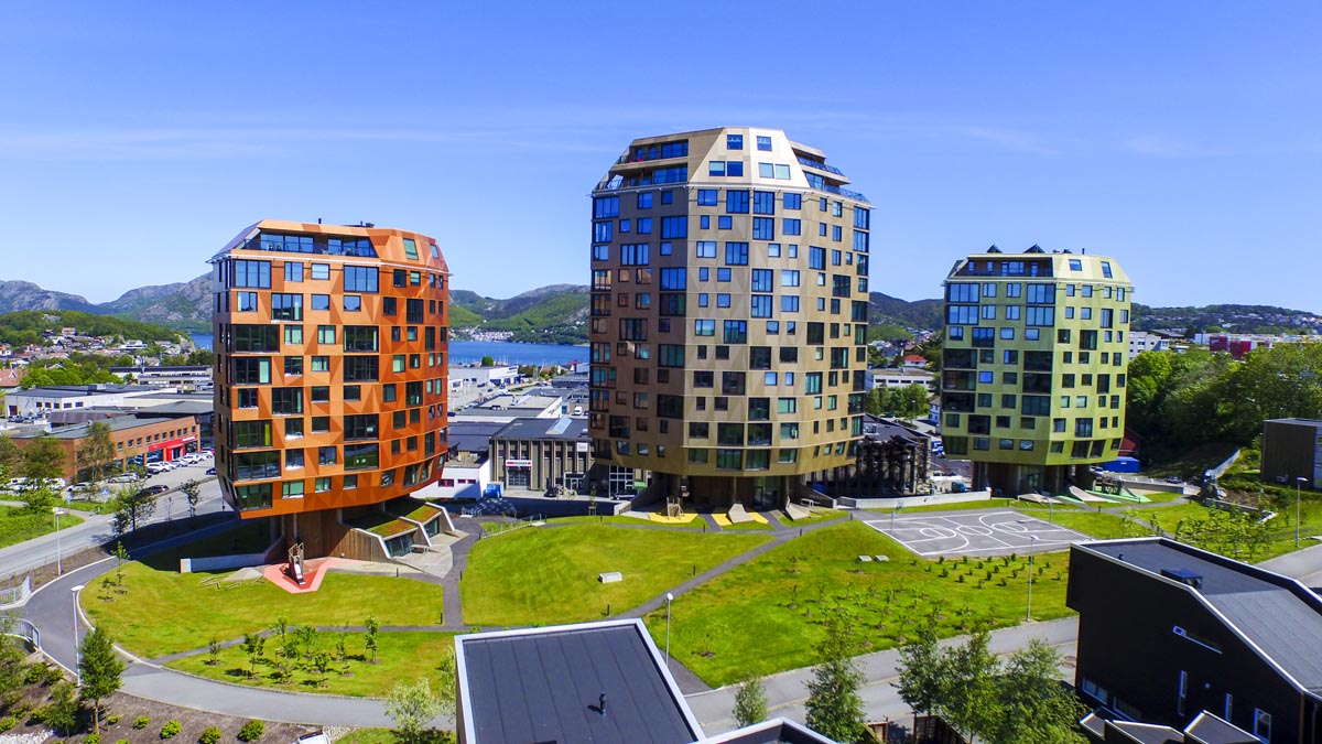 Luftfoto av de tre tårn på Sandnes